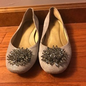 Alex Marie Silver Flats Beaded Flowers Size 9.5